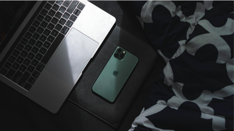 •iPhone 13 was the bestselling device in the market, which indicates that consumers still like to buy iPhones as their priority.